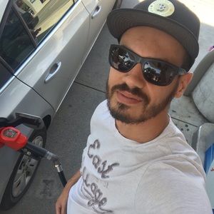 Meet your Posher, Alessandro